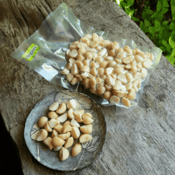 Chiang Rai Organic Macadamia Nuts(Half) 200gm